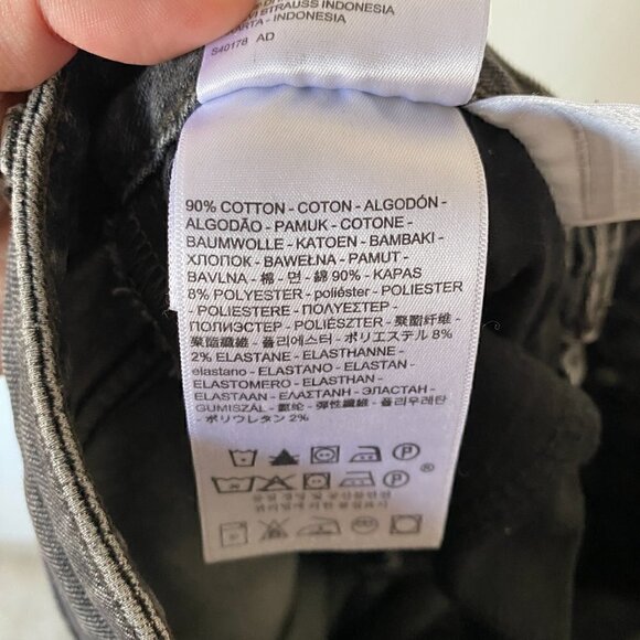 Levi’s 721 High Rise Skinny Distressed Split Knee Black Washed Jeans Size 27 - Picture 11 of 11